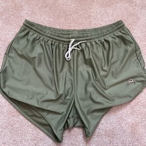 Tracksmith Mens XL running shorts